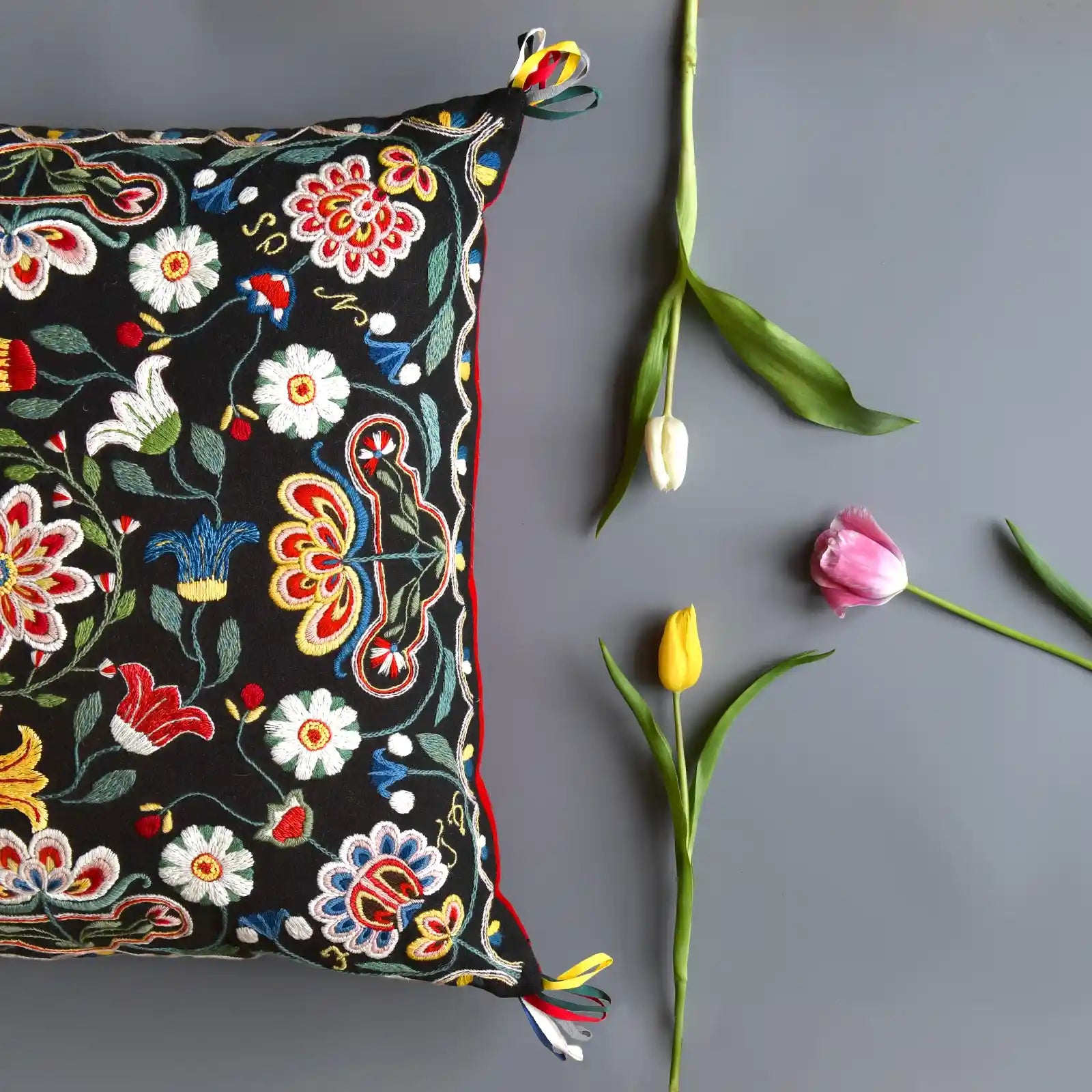 brollopsdyna-kudde-materialsats-tulpan